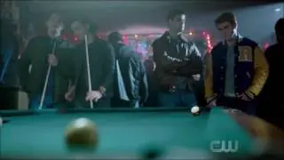 Riverdale 1x08 Music Scene: ERAAS - Looking Glass / Pettibon