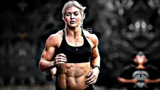 MONSTA-GIRL! BROOKE ENCE