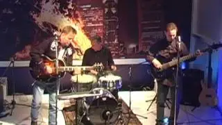 The Brent Mitchell Trio killing it at Mosquitoe Remix