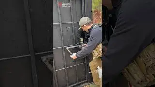 No more kicking down doors with the Gen4 hydraulic kit from @ratools247 . #breach