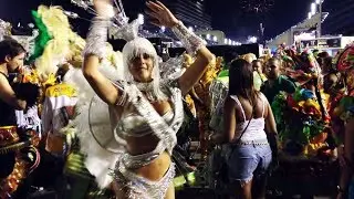 Pharrell Williams - Happy (Rio de Janeiro Carnival Edition) 