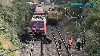 Güterzug kracht in Traktor