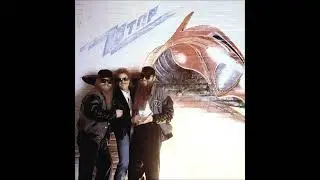 ZZ Top - 03 - Waitin' for the bus (Ames - 1986)