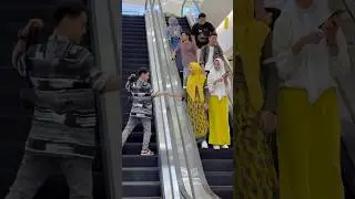 Ngakak banget kakaknya panik langsung ngejar😂 