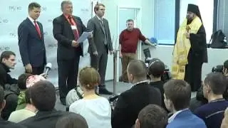 Олег Купрієнко дає присягу не стати тушкою