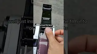 How to load a film in a Canon AE1 camera 📸