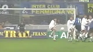 Stagione 1993/1994 - Doppietta su punizione di potenza di Sosa - Inter vs. Parma (3:2)