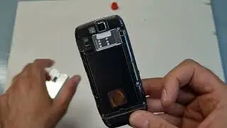 Como cambiar, sacar la bateria de un celular, teléfono móvil, Smartphone Nokia E66