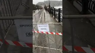 Шторм разрушил набережную в Судаке 😱