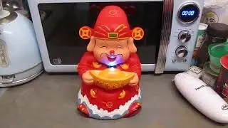 🥳 🎊Dancing Singing Rubbery Chinese God of Wealth. (Chinese New Year!) 🐉🎊