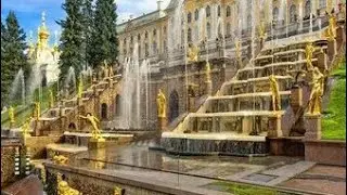 Парк фонтанов в Петергофе.