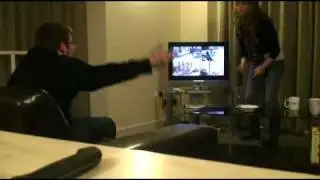 WoW! Bad Loser! Grilfriend smashes Xbox!