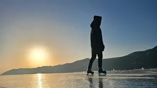 Катание на коньках по Байкалу!
