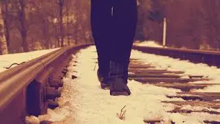 LEO - Glance