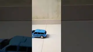 video mainan mobil transformer berubah jadi robot