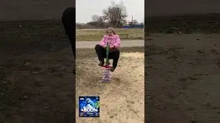 Веселая бабуля #бабуля #смешно #юмор #шутки #комедия #качели