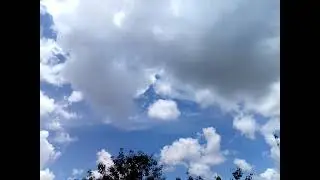 Look it's an Helicopter!