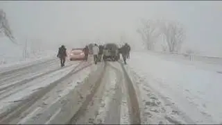“Toshkent—Chimyon” yo‘lida ko‘chki sodir bo‘ldi  Yo‘lning 13 kilometri vaqtincha yopilgan