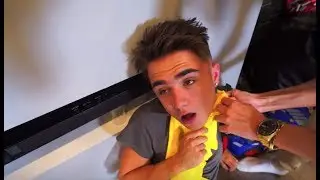 GAINT 6FT BALLOON FAIL (I fainted) *could not breathe*