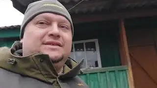 Сносим  старые постройки, готовим место под свинарник. что внутри свинарника?