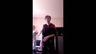 КАК МЫ БЕСИМСЯ...