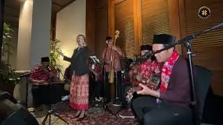 Krontjong Toegoe - Merry Krontjong, Everyone! | Krontjong Toegoe on Stage