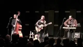 Suzy Bogguss - Silver Wings (Live)