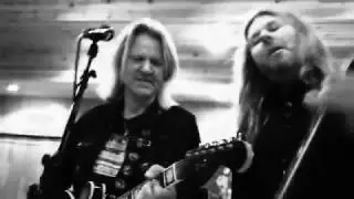 Hellbillies - Vaken i natt