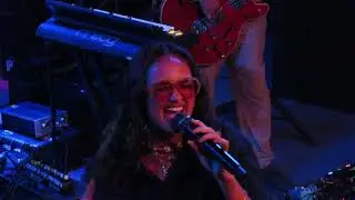 Joy Crookes - 