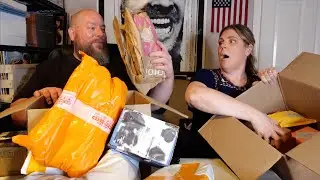 I Bought 50 Pounds of LOST MAIL Packages & FOUND $3,000 ILLEGAL SUBSTANCE