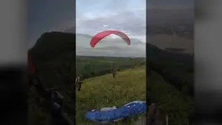 Парапланеристам