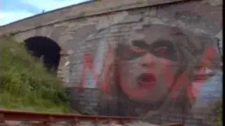Queen - Breakthru (Music Video)