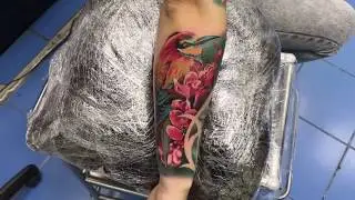 Тату мастер Катя Маслова  realistic tattoo bird and flower    Дом Элит Тату  Tattoo Studio Moscow Та