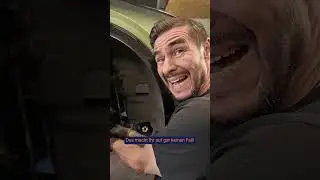 🤔 This trick is supposed to free a stuck brake disc in seconds...