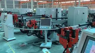 Гибка проталкиванием (Push bending) с большим радиусом.