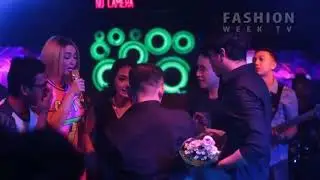 Waw jaskia gotik goyang kekiri ke kanan bikin hot