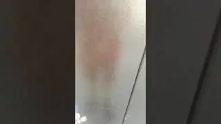 застрял брат в лифте. и ключ от домофона не тот дали