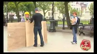 Строитель в чулках