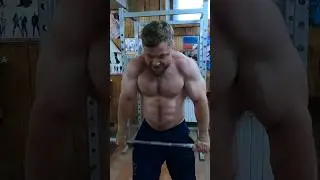 КАЧАЛКА ИЗ 90х - КАК НАКАЧАТЬ ТРАПЕЦИЮ #качалка #бодибилдинг #тренировка