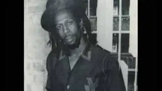 Gregory Isaacs - Tribute To Wa De  1980