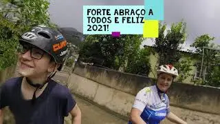 1° Rolê de Bike de 2021 no Temporal #bike #lucasleite #empinando #chuva
