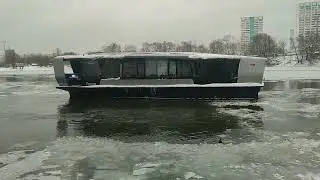 Зимняя навигация электросудов в Москве