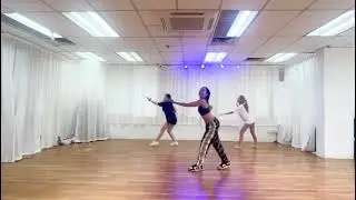Kpop dance class / As If It's Your Last by Blackpink
