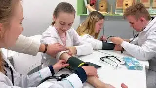 Старшая школа 947