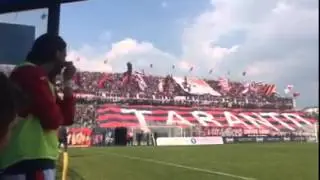 Taranto - Potenza, la coreografia vista dalla panchina rossoblù