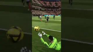 messi pass the ball to Cristiano Ronaldo then what happened?