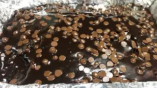 MOIST CHOCOLATE CAKE  #FTallday