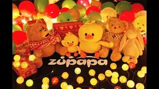 Play Reindeer Toss Game & Have A Christmas Sleepover Night on Zupapa Trampoline