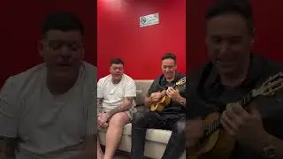 Relembrando o ano de 2007 e tirando um som com papai . Essa se chama MAIOR DESEJO . Quem conhece???