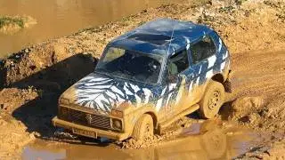Lada Niva gegen den Suzuki Jimny: Offroad-Knirpse im Härtetest
